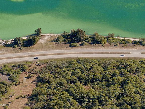 3rd image of 4032 S Us Highway 1