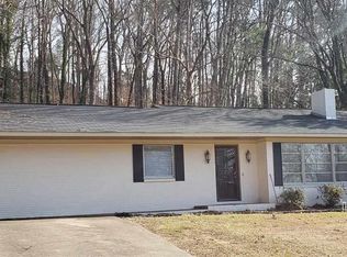 456 Country Club Dr, Gadsden, AL 35901