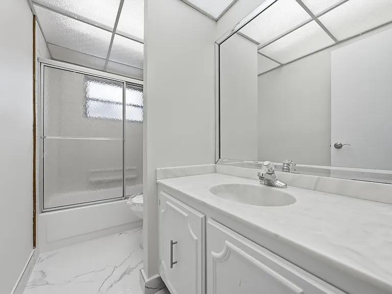 3000 Riverside Dr #201-1 — Photo 17