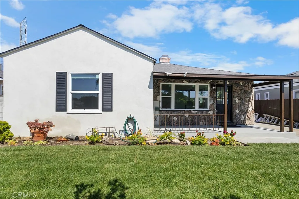 5 bed, 1206 sqft, $3,800 — Photo 1