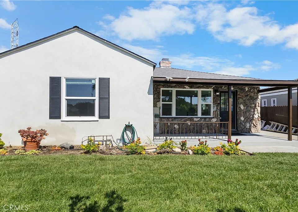 6624 Farmdale