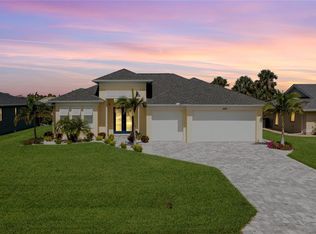 260 Fairway Rd, Rotonda West, FL 33947