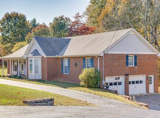 327 View Ridge Dr, Goodlettsville, TN 37072