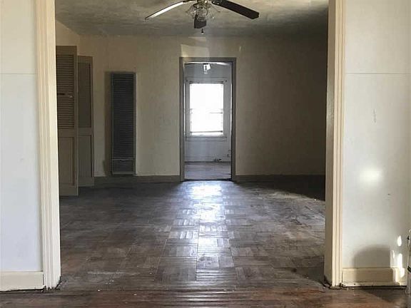 4th image of 5877 Hamlet Rd