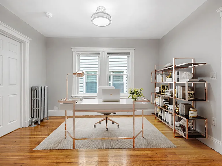 12 Ashland St #1L — Photo 3
