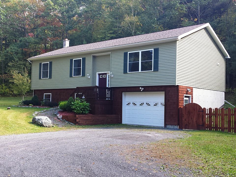 Front of Home in Austerlitz