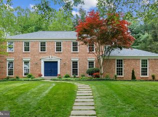 9220 Wooden Bridge Rd, Potomac, MD 20854