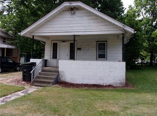 1056 Joy Ave, Akron, OH 44306