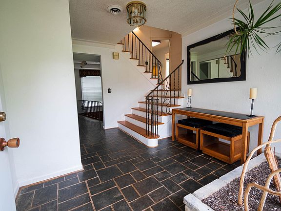 foyer upon entry though front door
