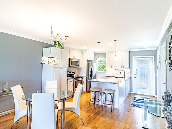 5th image of 1802 Ocean Drive #109