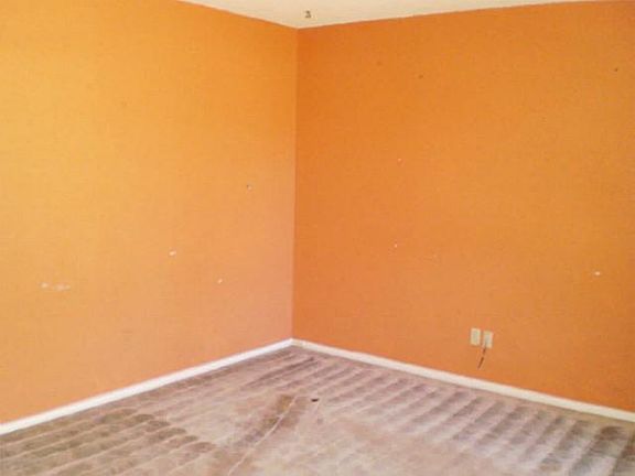 2nd image of 1938 Westview Dr