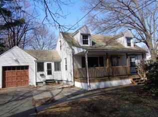 225 College St, Chicopee, MA 01020