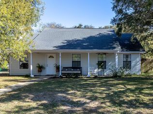 8812 Mermaid Ave, Ocean Springs, MS 39564