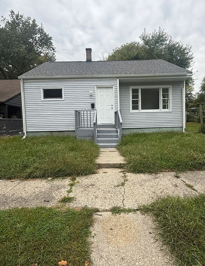 Spacious 3 bedroom home. Section 8 accepted — Photo 1