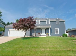 914 Lynda Rd, Waterloo, IA 50701