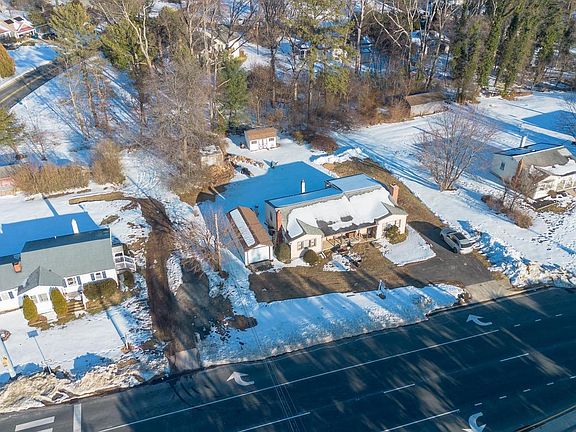 3rd image of 3727 W Ox Rd