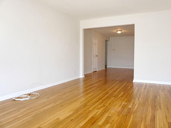 4th image of 350 Sterling St APT 4E