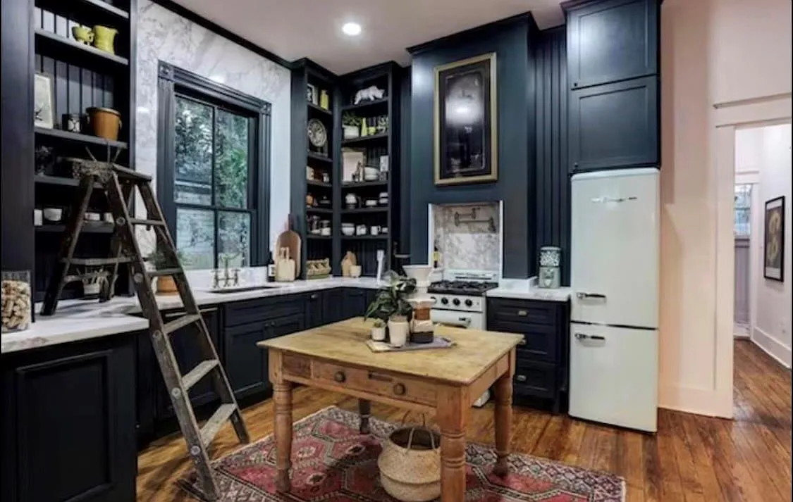 2 bed, 2.0 bath, 1112 sqft, $3,295 — Photo 4