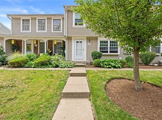 7396 N Chestnut Commons Dr, Mentor, OH