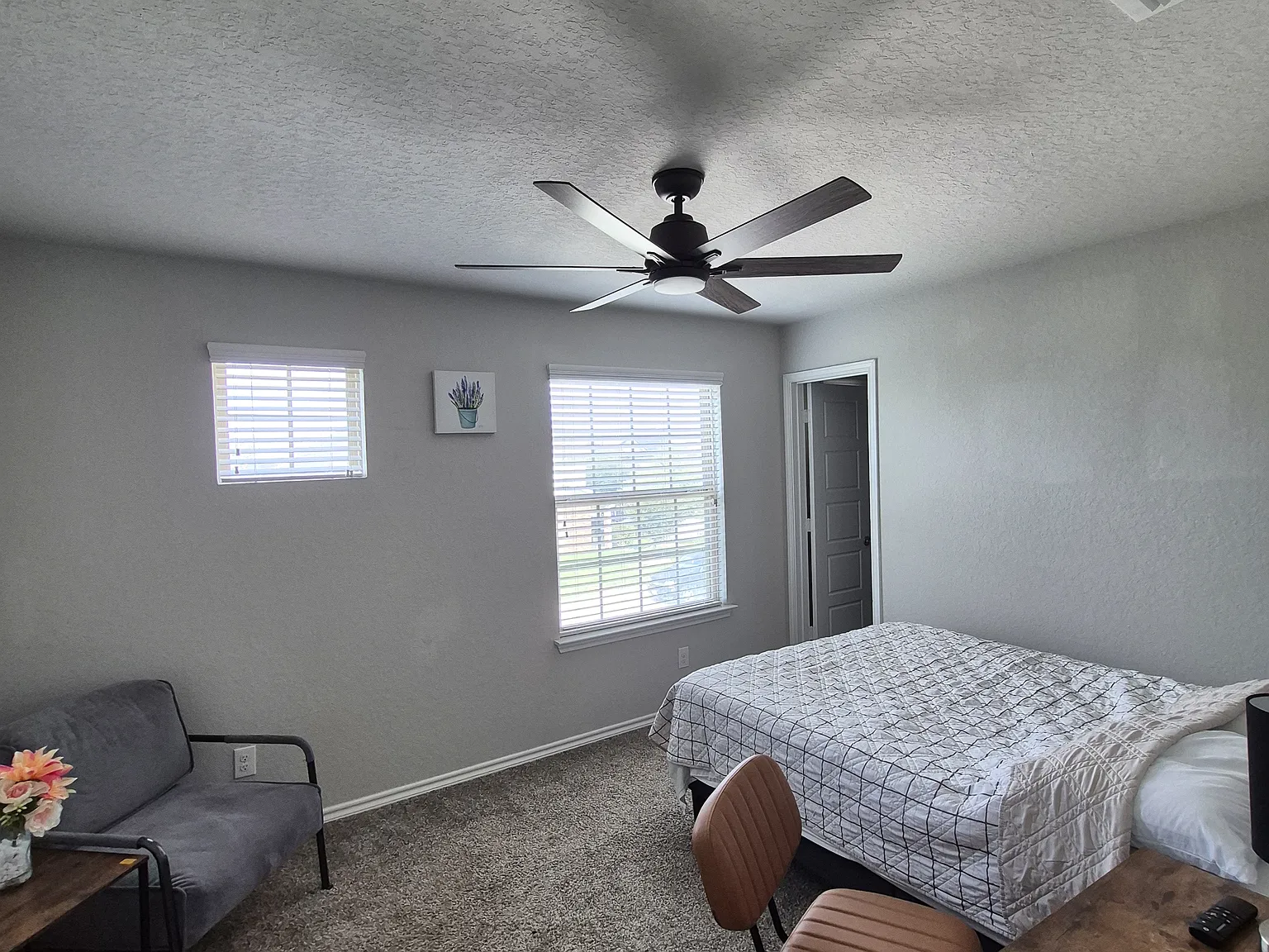 4 bed, 2112 sqft, $700 — Photo 4
