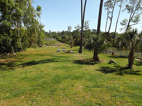 4th image of 1207 Nightingale Ct