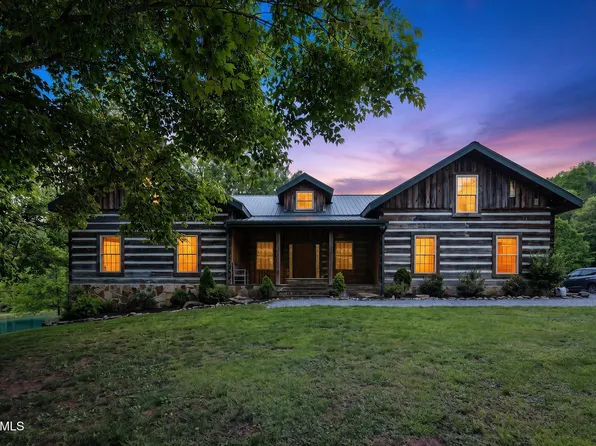 13544 Revera Dr, Mendota, VA 24270