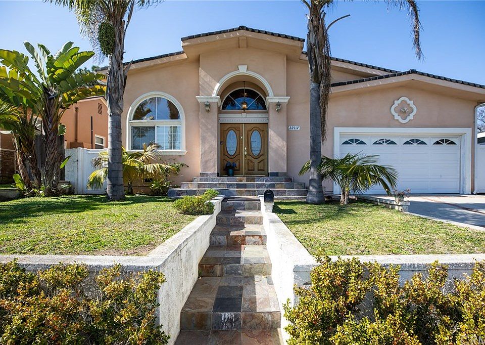 1st image of 22117 Palos Verdes Blvd