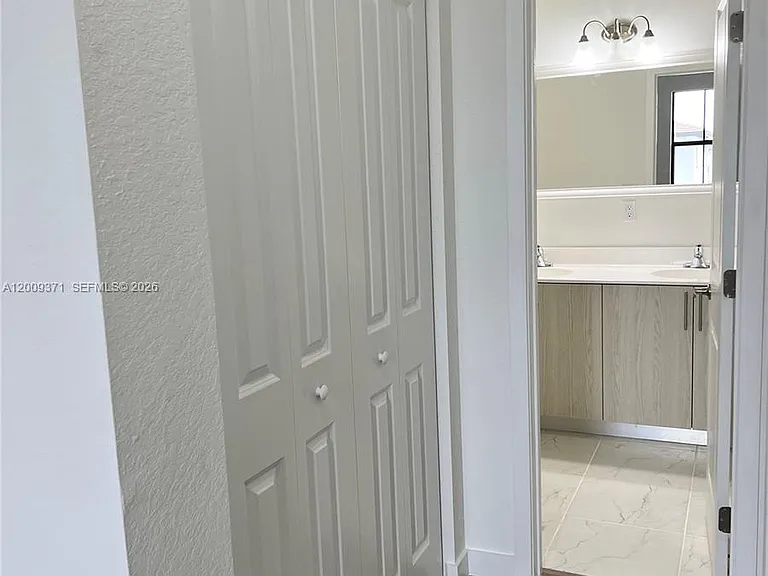 15540 SW 136th St #206 — Photo 20