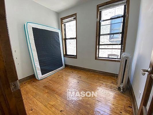 3rd image of 66 W 109th St APT 63A