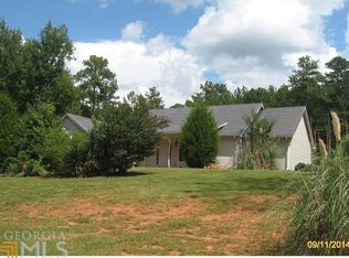 212 Indian Springs Dr, Locust Grove, GA 30248