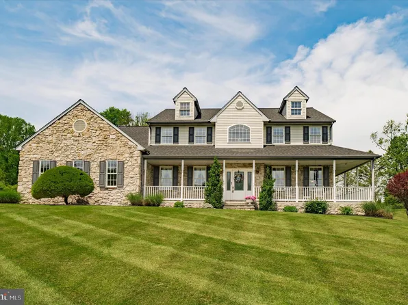 511 W Kings Hwy, Coatesville, PA 19320