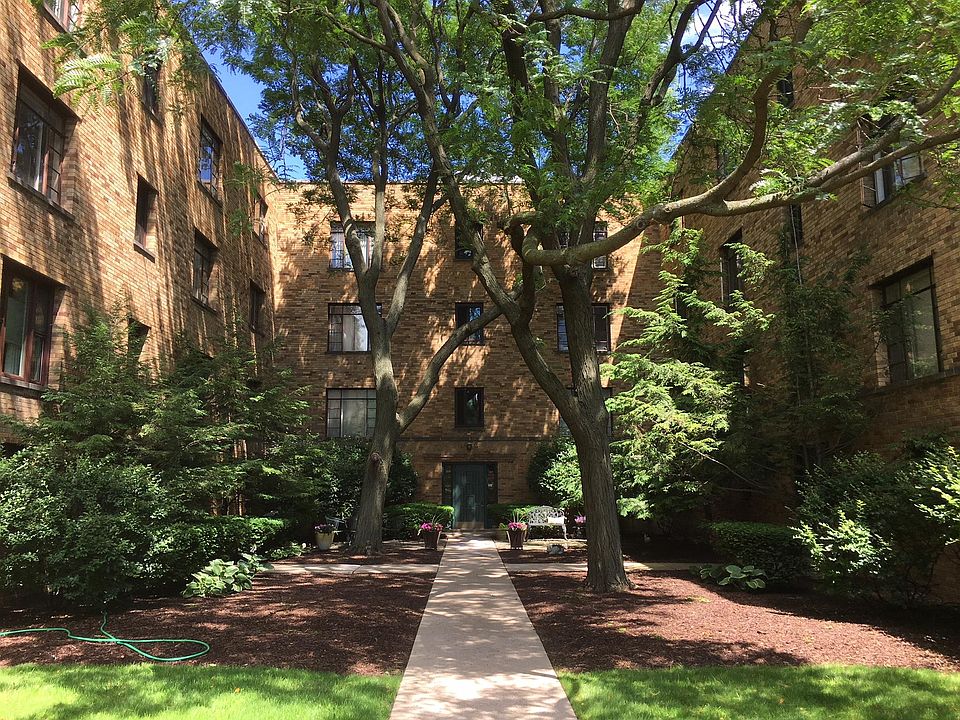 1st image of 1535 Monroe Ave APT 2