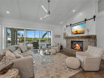 1749 Gulfstar DR S #403, Naples, FL, 34112