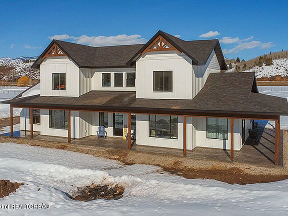 3rd image of 78 Bison Meadows Ln