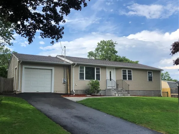 63 Rodney Rd, Warwick, RI 02889
