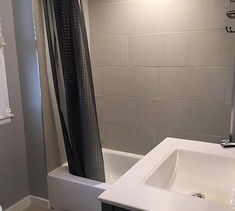 Newly refinished main bath