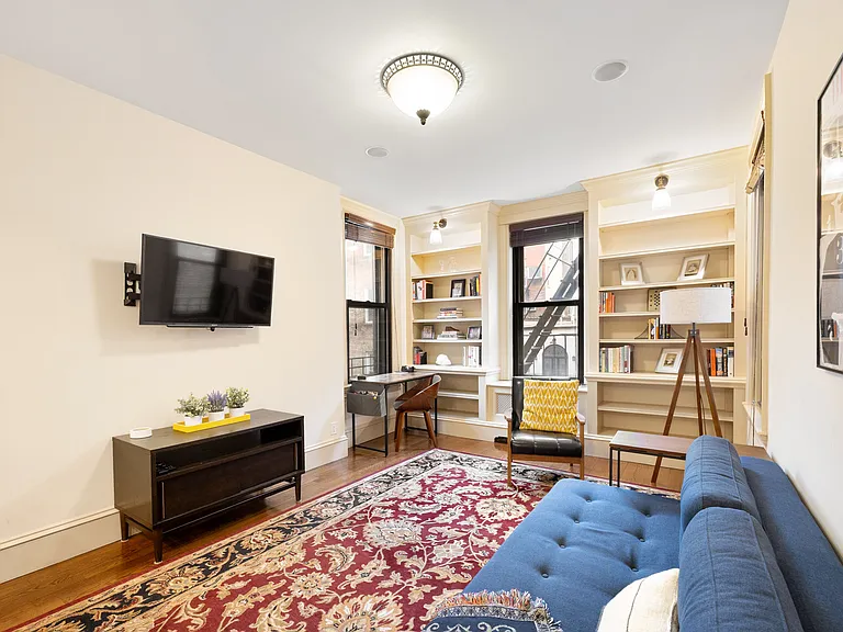 69 Pineapple St #6 — Photo 3