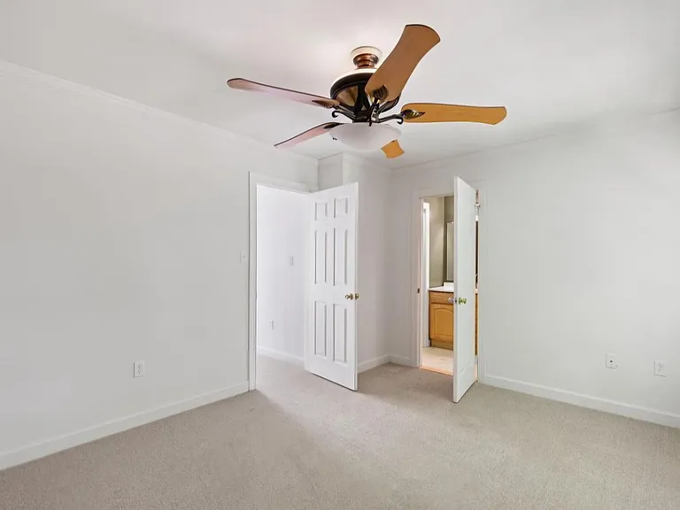 108 Richards Ln — Photo 14
