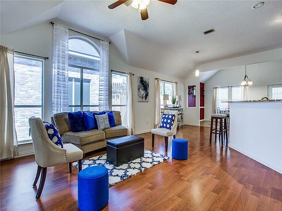5th image of 2136 Walden Pl