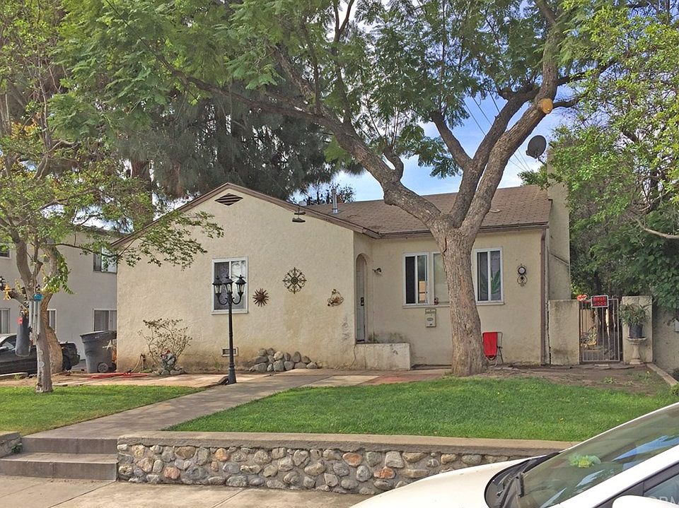1st image of 330 W Artesia St