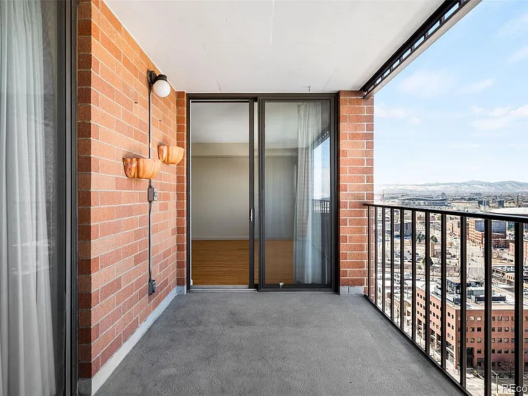 1551 Larimer St #2203 — Photo 27