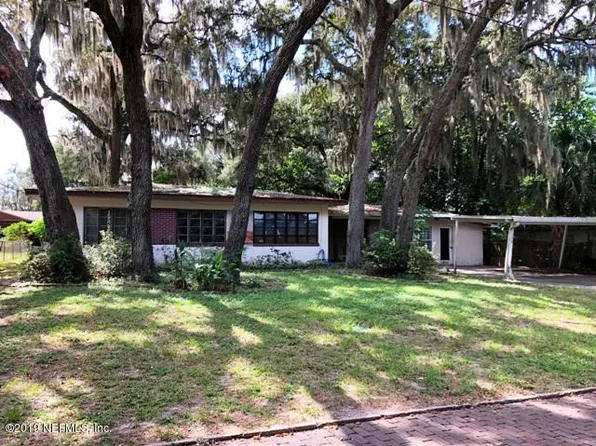 2107 Campbell St, Palatka, FL 32177