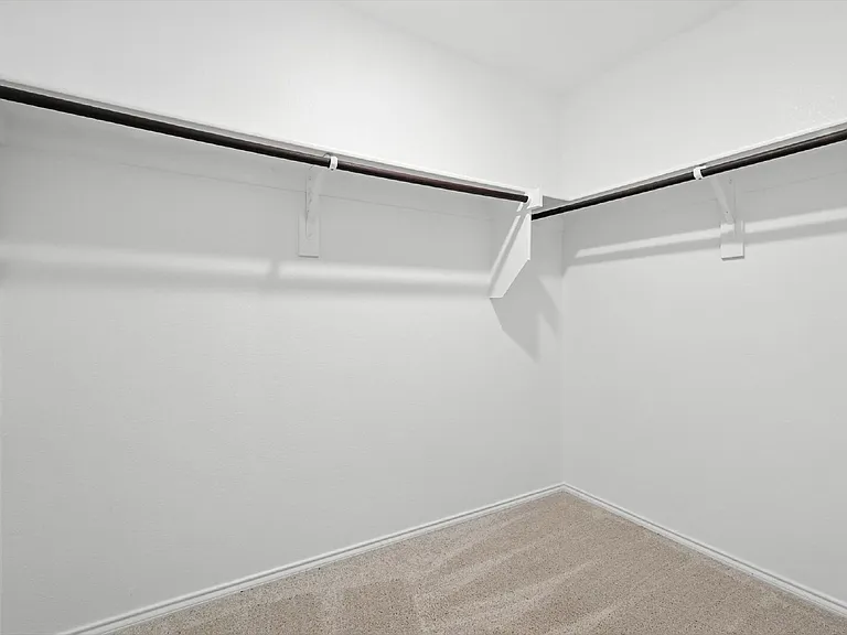 1653 Bluffview Dr — Photo 20