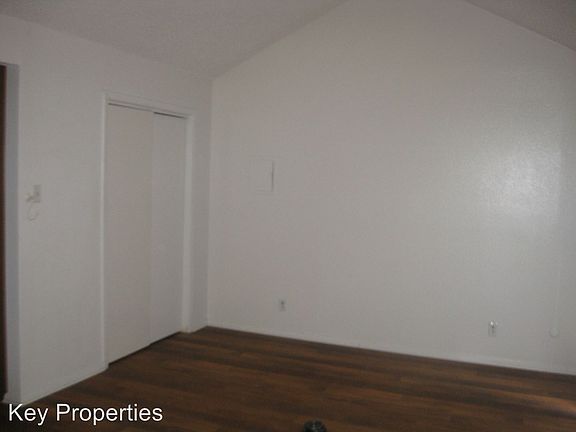 5th image of 4905 El Campo Ave APT A