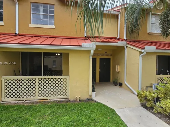 18332 NW 68th Ave APT H, Hialeah, FL 33015