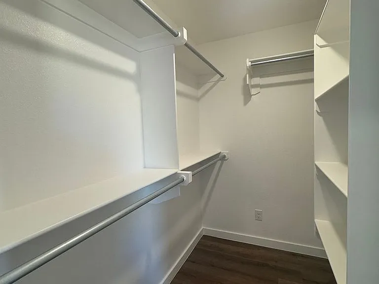 6508 Lewisville Ln — Photo 7