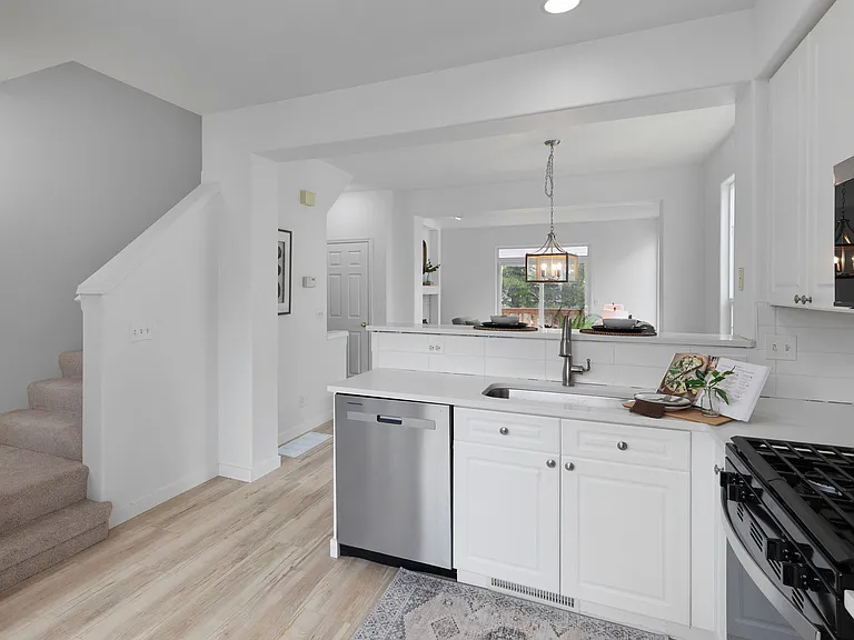 3938 SW 182nd Pl — Photo 18