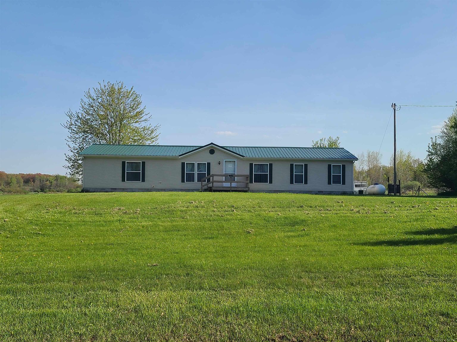 3758 Marlette Rd, Croswell, MI 48422 MLS 50108778 Zillow