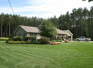 100 Jomar Ln, Cadillac, MI 49601