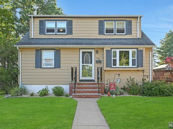 243 Highland St, Cresskill, NJ 07626